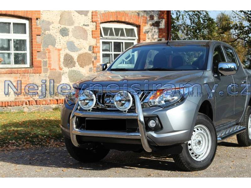 L200-Fiat Fullback 2015